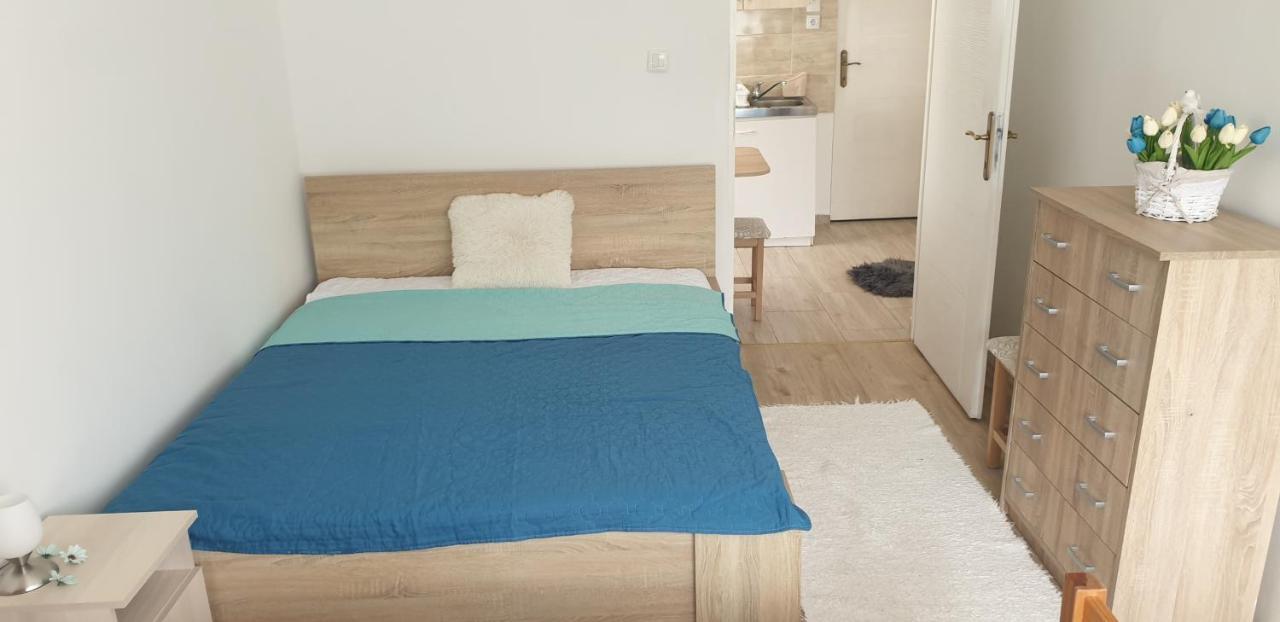 Napfeny Apartmanhaz Balatonberény Exterior foto